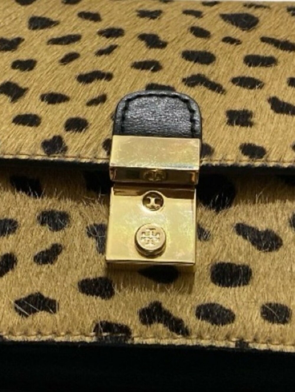 Tory Burch Signature Calf Hair Crossbody Bag - Picture 4 of 13